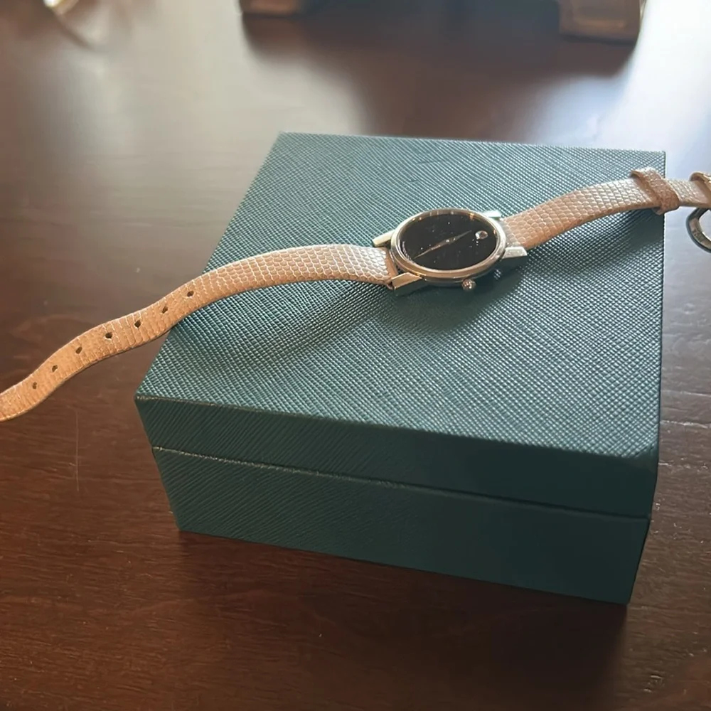 Movado watch women - Picture 3 of 4